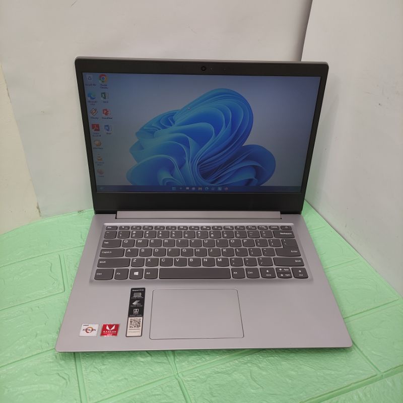 Laptop 2nd Lenovo S145 AMD Athlon 300U 8GB SSD 512GB MULUS Ok