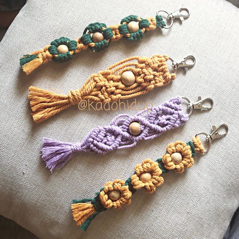 Macrame Keychain Souvenir Gantungan Kunci Macrame