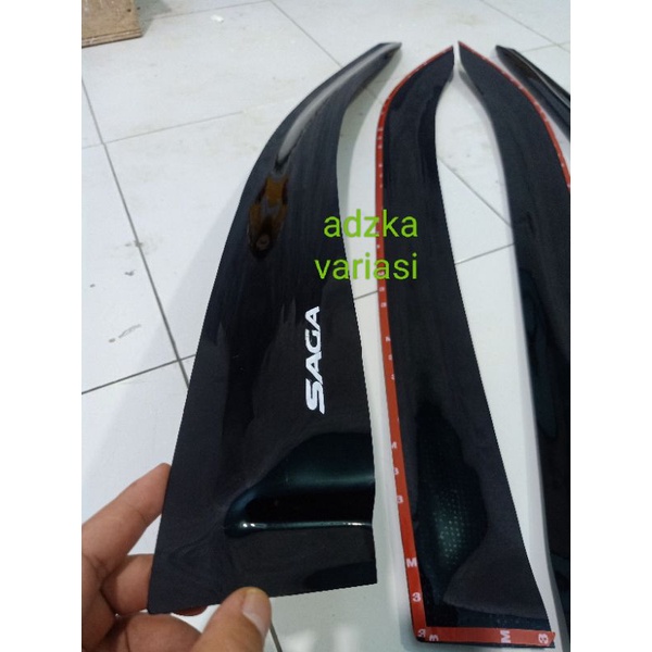 talang air mobil Proton Saga model slim