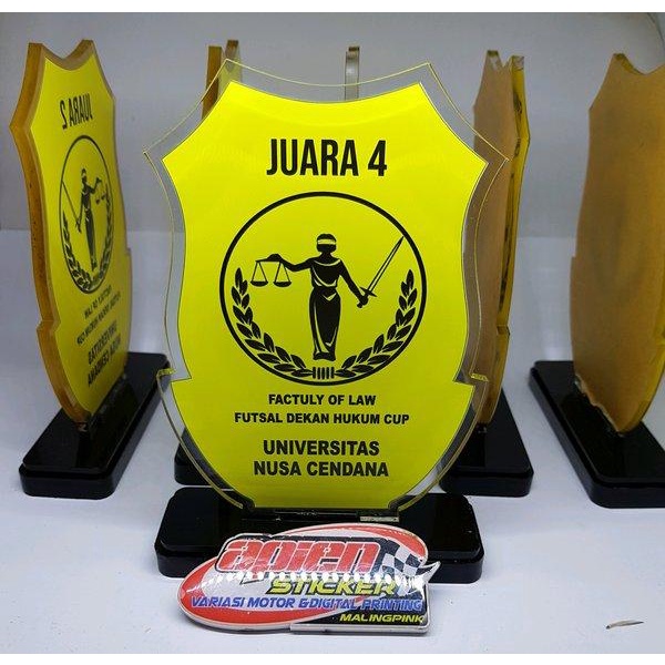

Plakat Akrilik Murah Tebal 2 Mm