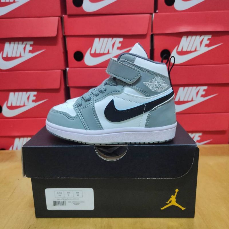 SEPATU JORDAN ANAK SEPATU ANAK NIKE SEPATU ANAK LAKI LAKI KIDS KADO