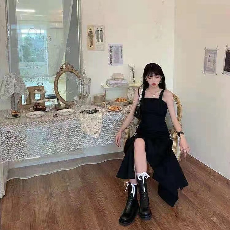 NICO##DRESS HITAM PENDEK/HEPBURN GAYA SLIP GAUN WANITA BARU RASA DESAIN PINGGANG DIKENDALIKAN RENDA HITAM