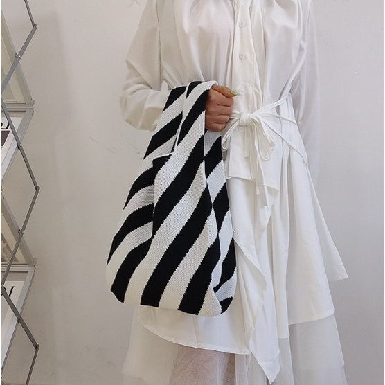 Strippy tas bahu stripes knit crochet / tote bag