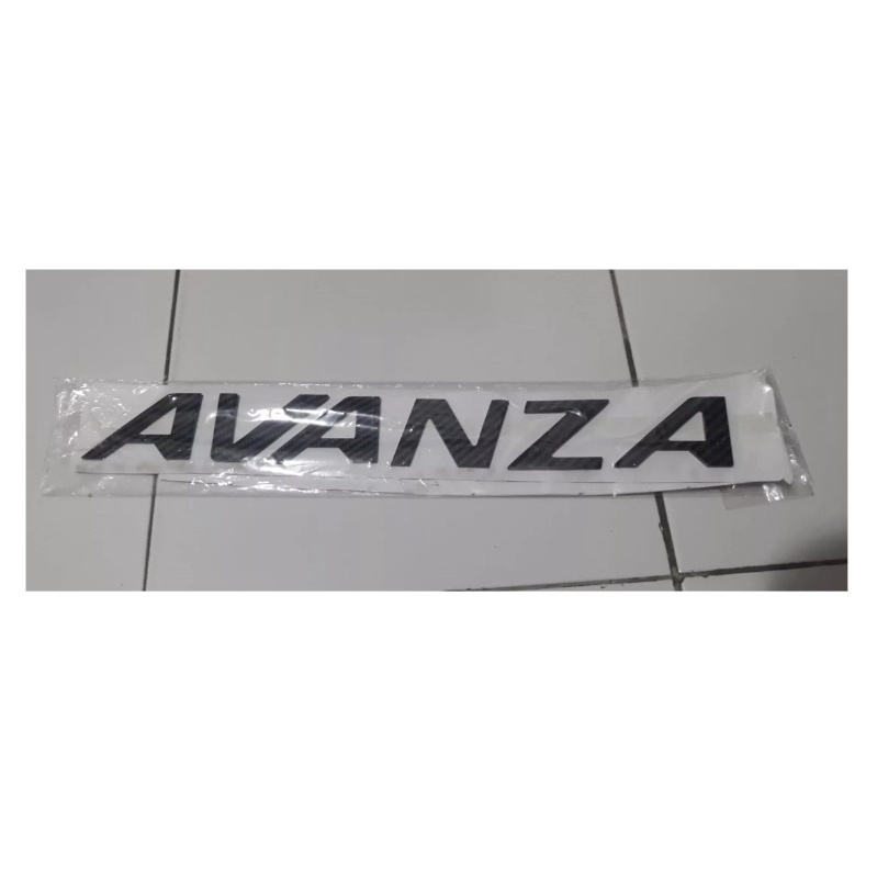 Emblem Kap Mesin Avanza Carbon