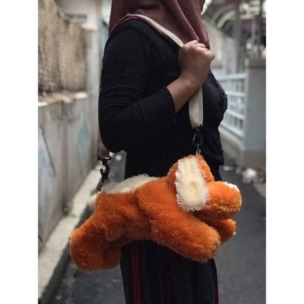 Tas Slempang Boneka Noni Bulu Tebal