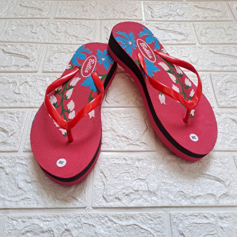 SANDAL JEPIT WADGES TINGGI SPONS WANITA SANDAL RUMAHAN MOTIF MELATI Bahan Spons Ringan