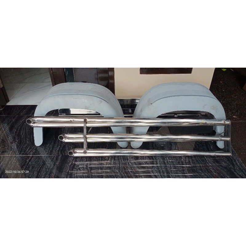 paket pengaman stainlis+slebor belakang new carry/traga/L300