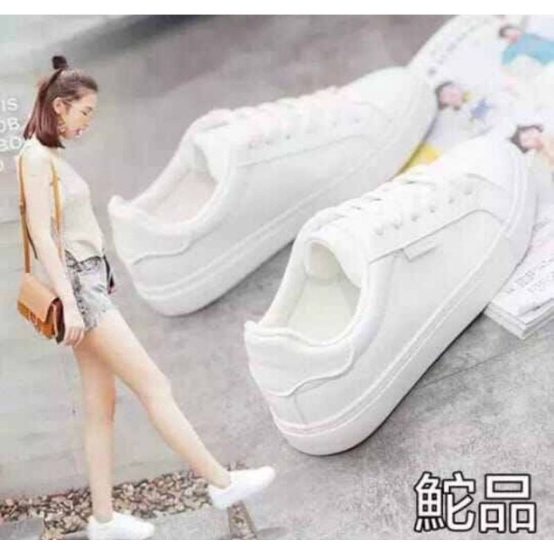 Sepatu Sneaker Wanita Korean Style