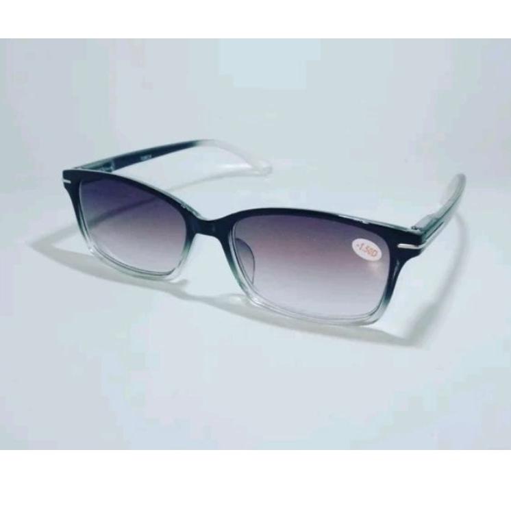 [Art. 8420] Kacamata minus lensa hitam gradasi trendy