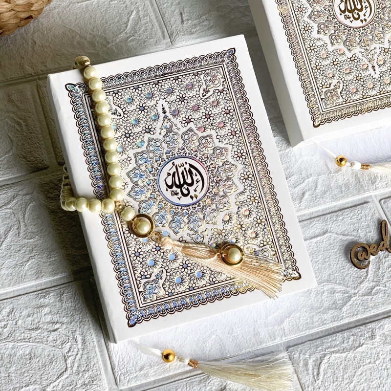 Cetak yasin hardcover diamond | Hampers Yasin dan tahlil custom | Hampers Pengajian | Buku yasinan 4