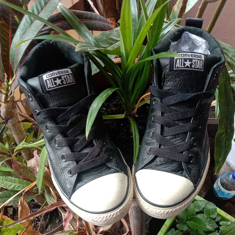 sepatu Converse autentic original second