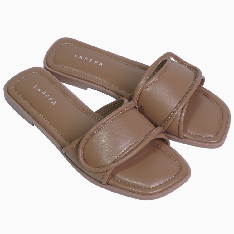 LAPEPA YUK - NAOMI Sandal Wanita Teplek Empuk Casual Size 36 - 40 Sendal Slop Rumah Flat Cewek Kasual Untuk Pergi Jalan Rumahan Warna Light Tan Brown Cokelat Selop Santai Premium 37 38 39 Perempuan Kekinian Terbaru Shoes ORI Original Mall Official Store