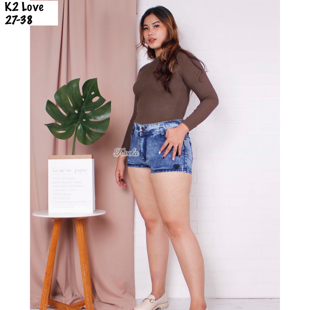 CELANA PENDEK LOVE SUPER JUMBO 27-38 / LOVE HOTPANTS PLUS SIZE / CELANA PENDEK JEANS BIG SIZE