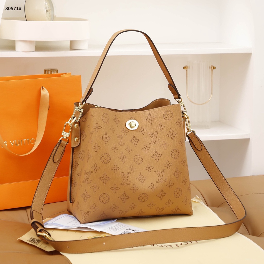Bucket Bag Mahina Leather 80571