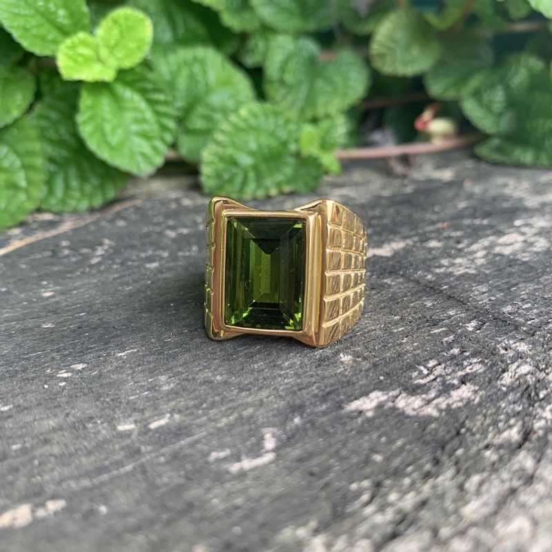 Cincin Batu Peridot Berlian Hijau Ring Gold Titanium Steel Anti Karat dan Tahan Luntur High Quality