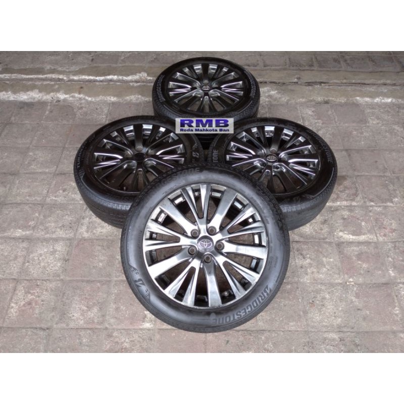 Velg Mobil Bekas Replika Vellfire Ring 17 + Ban 215 55 R17 Inova Luxio Ertiga