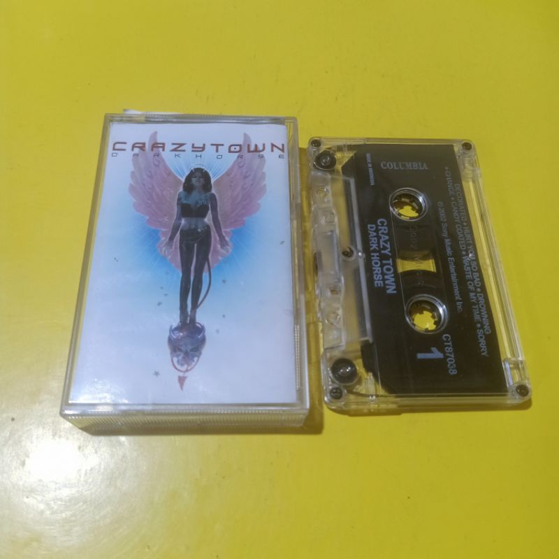 Kaset CRAZY TOWN Dark