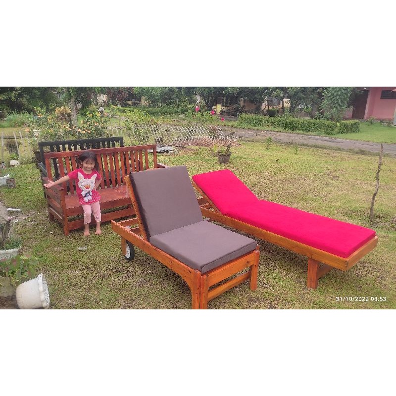 kursi pantai kursi malas kursi santai