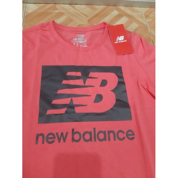 Kaos New Balance Logo Tshirt Pink Women