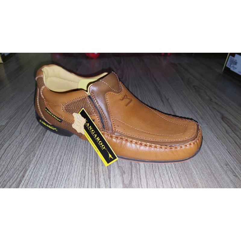 Sepatu Kangaroo