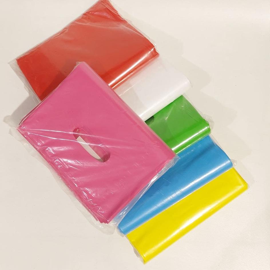 

Kejutan Spesial HD Pond 20 x 30 cm - Shopping Bag