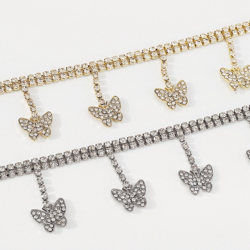 Kalung Rantai Choker Liontin Kupu-Kupu Hollow Hias Kristal Warna Emas Gaya Punk Untuk Wanita