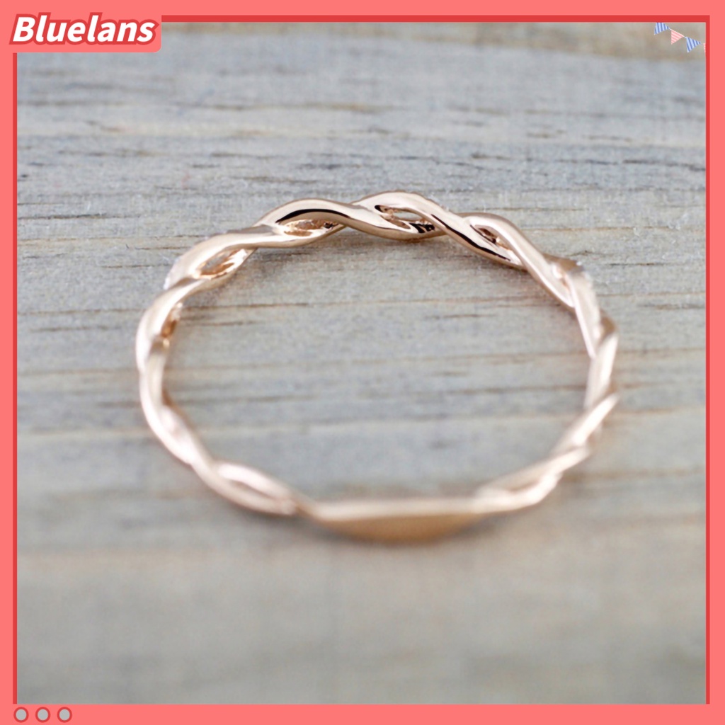 Bluelans Women Ring Twisted Shape Rhinestone Inlaid Alloy Electroplate Finger Ring Jewelry