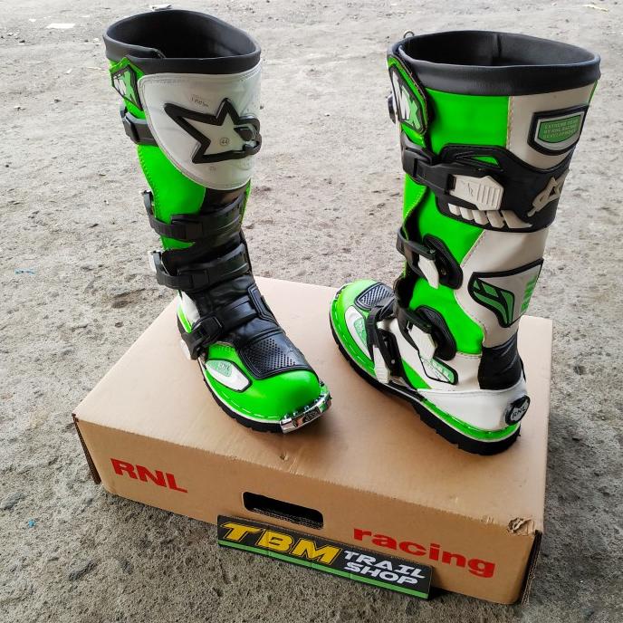 """] Sepatu Boot Trail RNL G4 Green Stabilo White