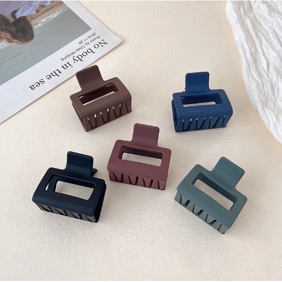 JEDAI ACRYLIC DOFF GLOSSY PREMIUM - Jepit Salon Matte Kotak Bolong Model Bangkok Warna Warni - CHRIS