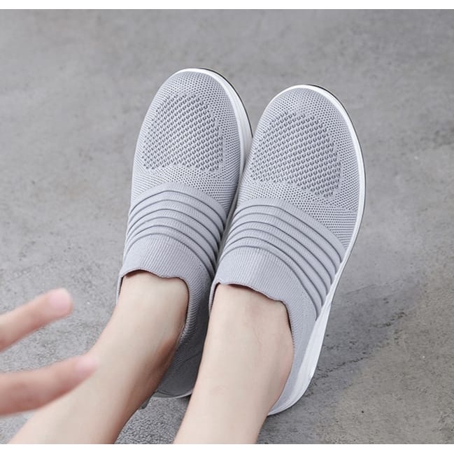 GROSIRTAS &quot;FREE BOX&quot; LV0161 Sepatu Slip On Wanita import Polos Terbaru