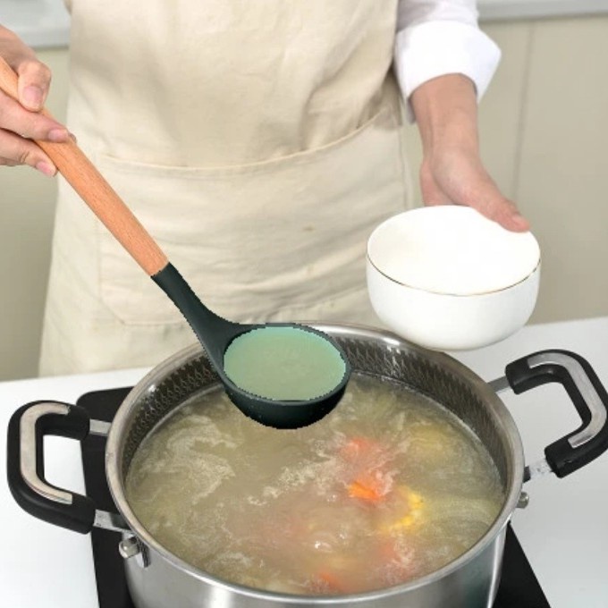 Centong Kuah Silikon Soup Ladle Gagang Kayu Sendok Sop