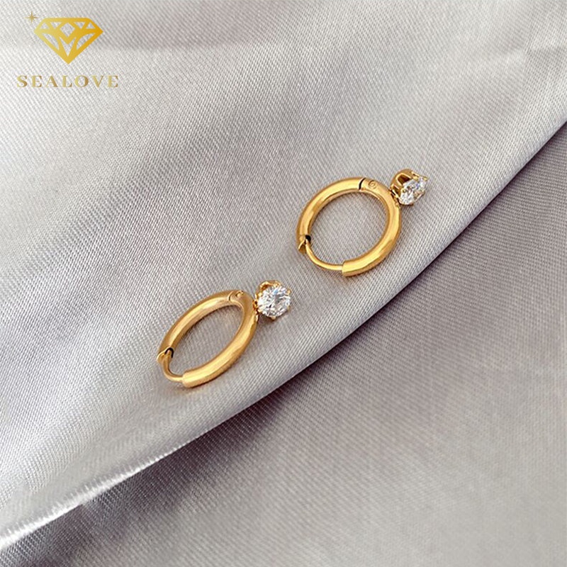 Anting-anting titanium wanita berlian bulat lapis 18k emas anti-karat dan anti-alergi aksesoris perhiasan Fashion Korea