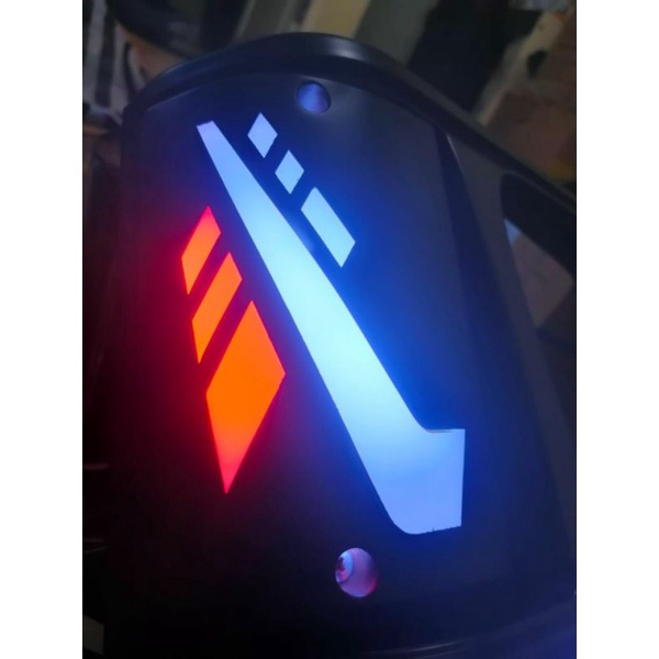 Variasi L300