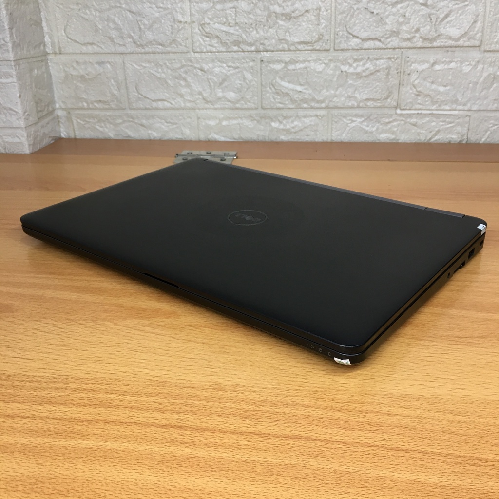 Laptop Dell Latitude E5470 Core i5 Gen 6 RAM 8GB DDR4 SSD Siap Pakai