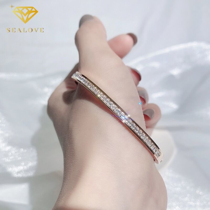 Gelang Titanium Wanita Diamond Premium Lapis Emas 18K anti karat dan tidak luntur selamanya Aksesoris