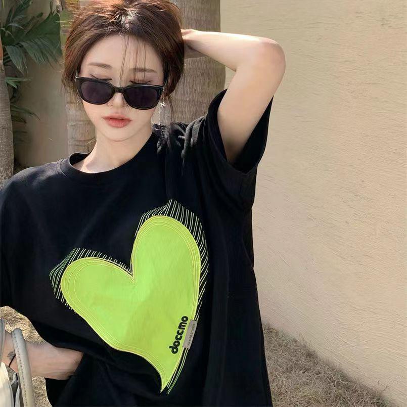 [littlecrab] Kaos Oversize Doccmo Love Hijau Neon Jahit Love Polos T-shirt Couple Unisex Lembut Berkualitas Motif Hati Besar Green Unik Simple Korean Style