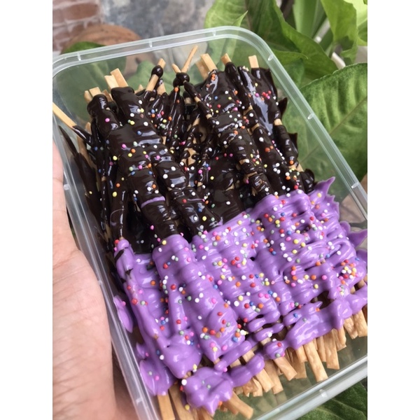 

Mie Lidi Topping Taro mix Coklat Premium