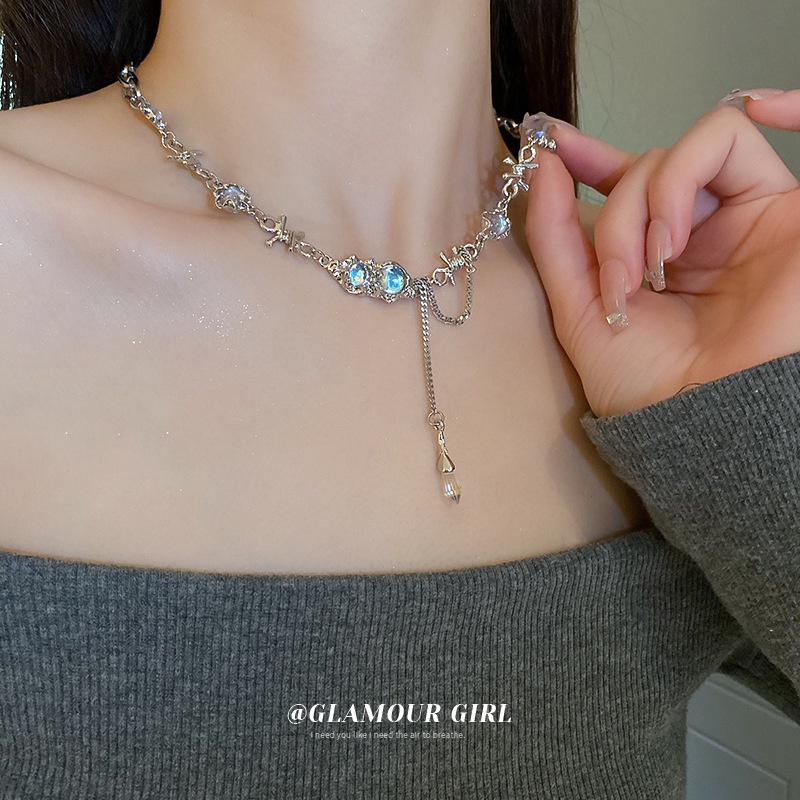 YEEZII Kalung Choker Rantai Silver Dengan Liontin Batu Permata Rumbai Untuk Wanita