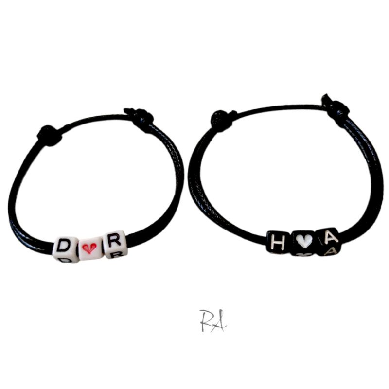 Gelang inisial dadu with love (tali korea 2mm)