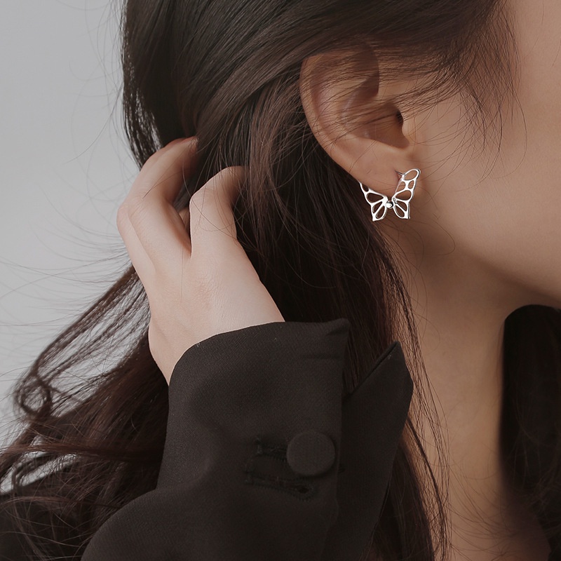 Roselife 1 Pasang Anting Tusuk Gantung Wanita Desain Kupu-Kupu Hollow Warna Silver Gaya Korea Untuk Pernikahan