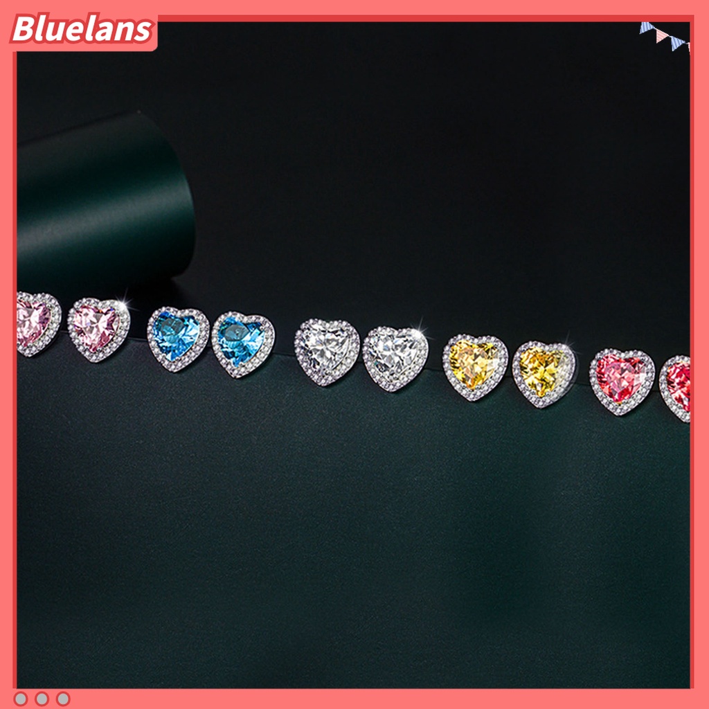 1 Pasang Anting Bentuk Hati Bahan Alloy Untuk Pesta