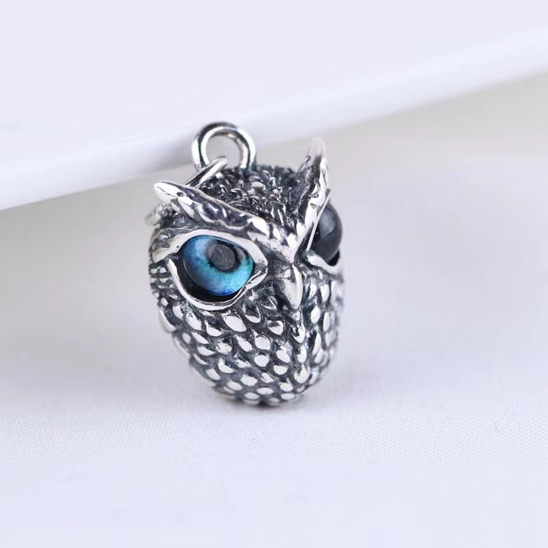 Cincin adjustable Desain Burung Hantu Mata Biru Gaya hip hop vintage Untuk Pria