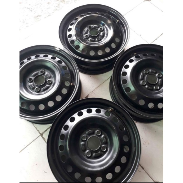 4 Velg R15 PCD 100 cabutan ori Honda mobilio brio calya sigra agya ayla vios jazz yaris datsun march ignis city civic Rp 1250.000 ( 4 velg)