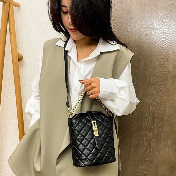 TAS SELEMPANG WANITA STEFANY FAIRXXSE TEONP3 ESMONIA LOPPER HARDW MURAH BISA COD