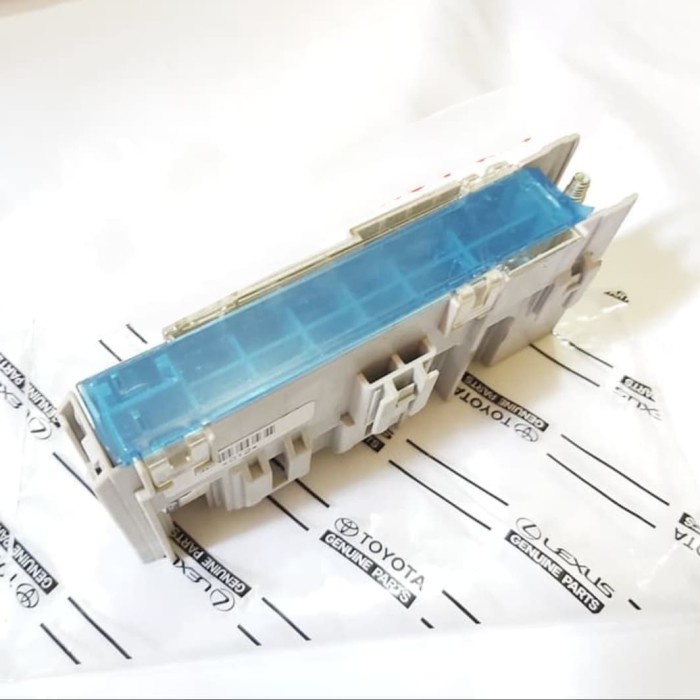 BLOCK FUSIBLE LINK SEKRING BOX INNOVA FORTUNER HILUX