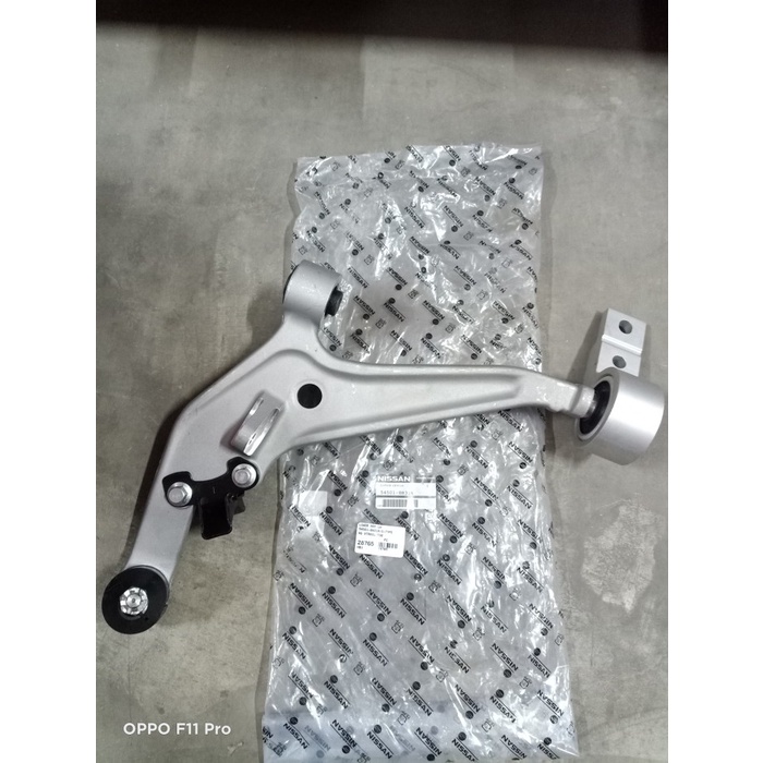 SPAREPART - Lower Arm LH Nissan Xtrail / T30 Taiwan AKSESORIS MOBIL - OTOMOTIF