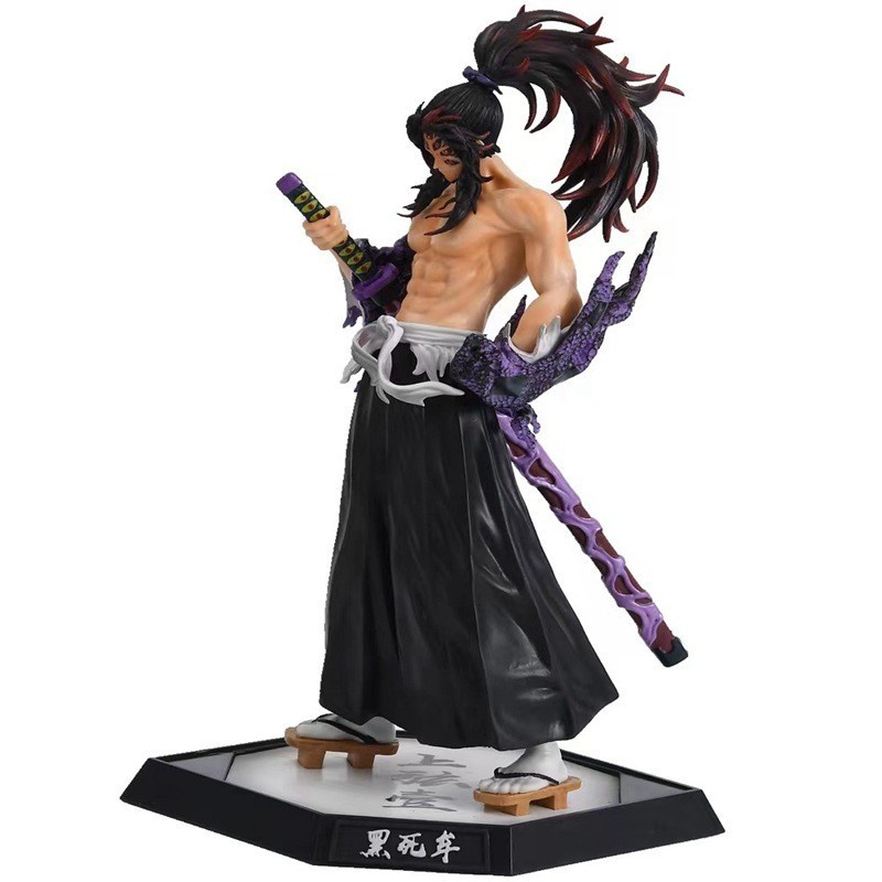 Pajangan action figure anime kimetsu no yaiba yoriichi ,kokushibo dan douma