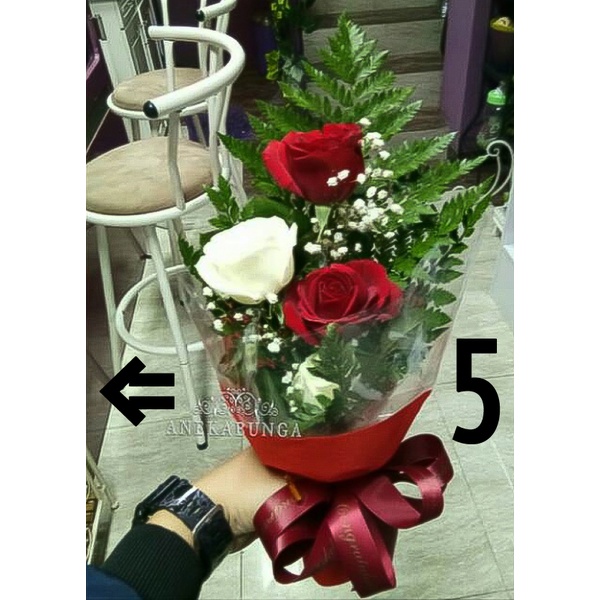 Buket Bunga Mawar Merah Segar Asli Fresh Red Rose Hand Bouquet Flower Bucket Ucapan Selamat Wedding 