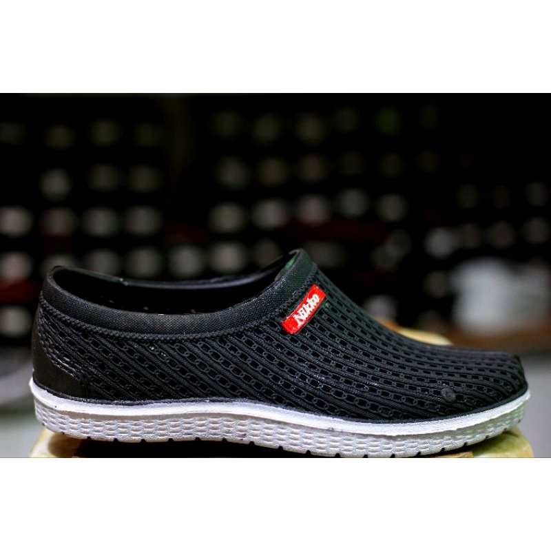 Sepatu Slip on pria karet anti air sepatu gojek Sepatu kerja pria wanita