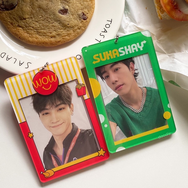 Doodly Acrylic Photocard Holder Mukidi and Sukashay (K-pop PC Holder Akrilik)